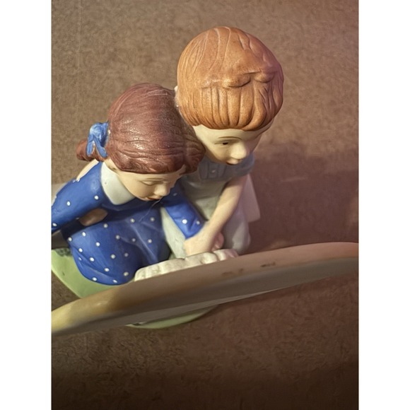 NORMAN ROCKWELL "Young Love" 1980 Figurine Vintage Collectible - Picture 2 of 6
